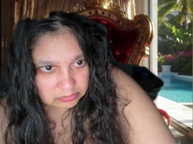 DUMBHOEMELANIE
