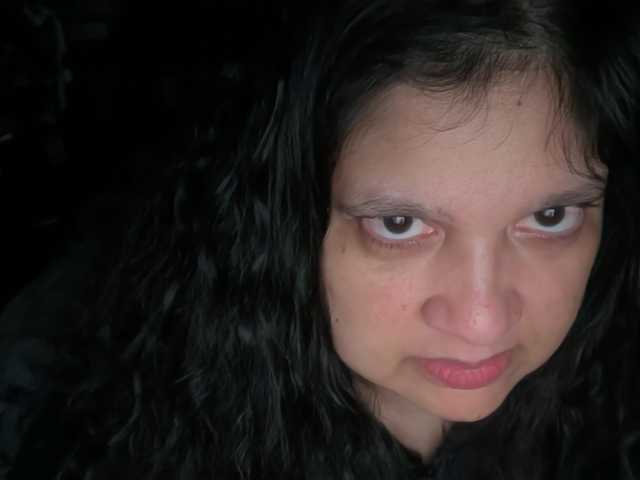 DUMBHOEMELANIE, en vivo ahora en BongaCams