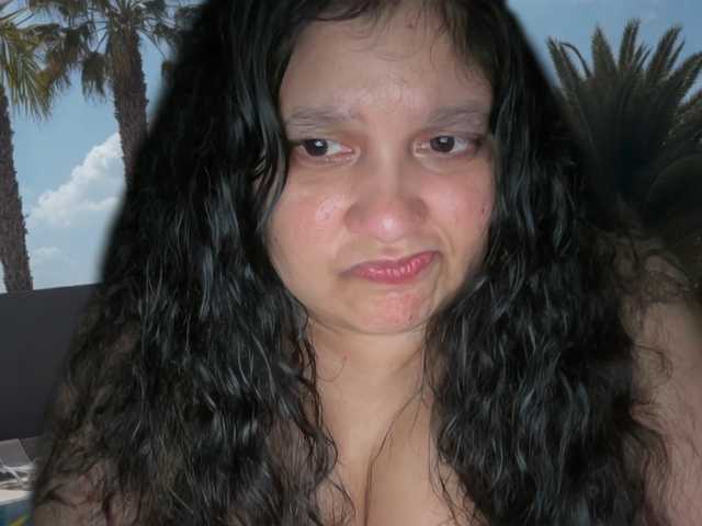 DUMBHOEMELANIE live cam on BongaCams