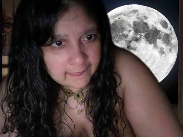 DUMBHOEMELANIE's BongaCams show and profile