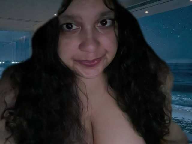 DUMBHOEMELANIE live cam on BongaCams