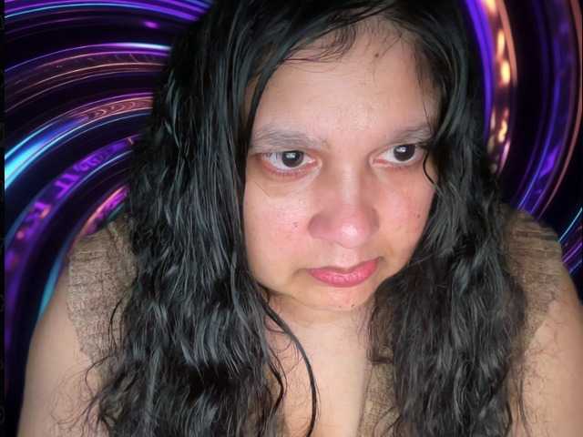 DUMBHOEMELANIE