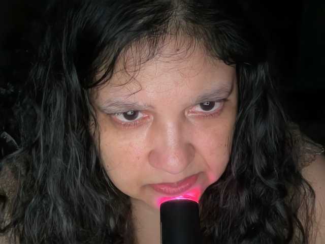 DUMBHOEMELANIE