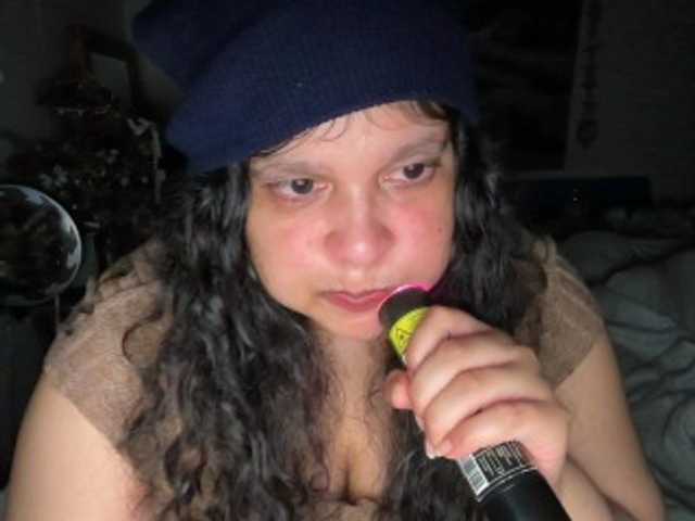 DUMBHOEMELANIE