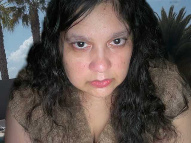 DUMBHOEMELANIE