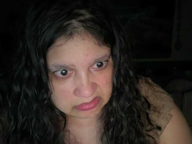 DUMBHOEMELANIE