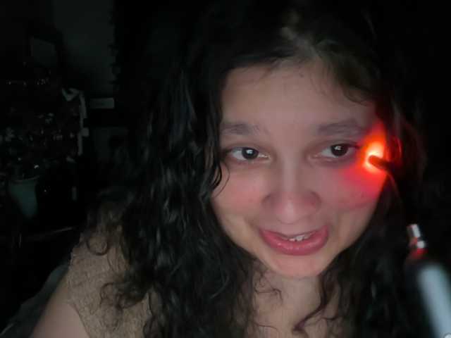 DUMBHOEMELANIE live cam on BongaCams
