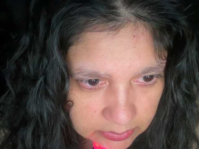 DUMBHOEMELANIE
