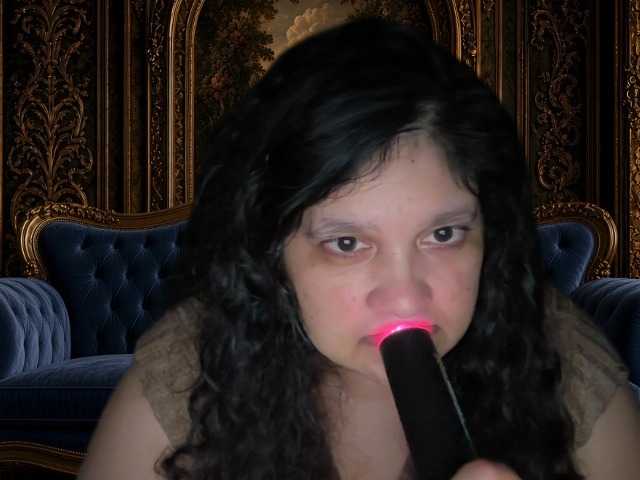 DUMBHOEMELANIE live cam on BongaCams