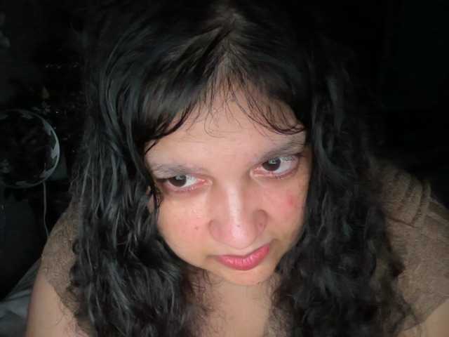 DUMBHOEMELANIE