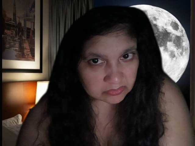 DUMBHOEMELANIE