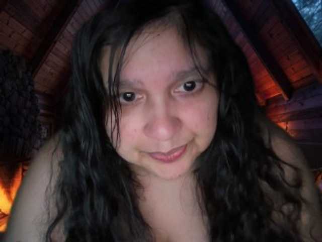 DUMBHOEMELANIE