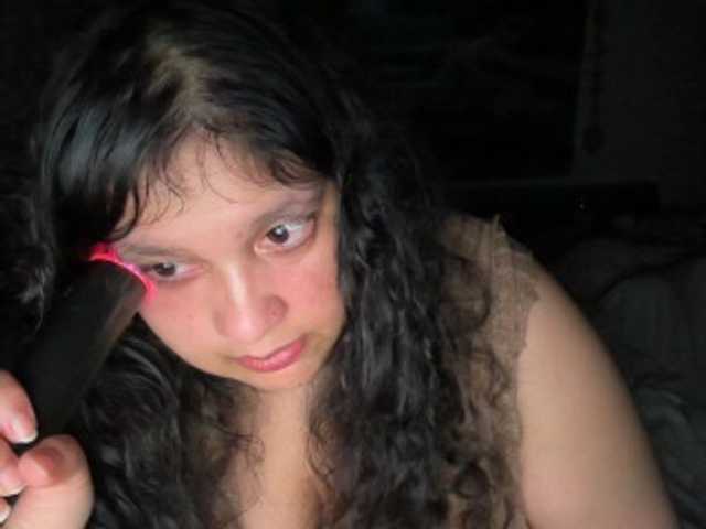 DUMBHOEMELANIE