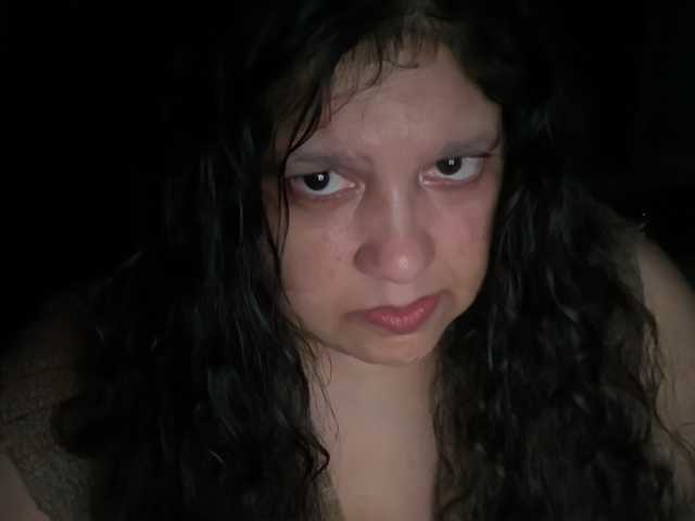 DUMBHOEMELANIE