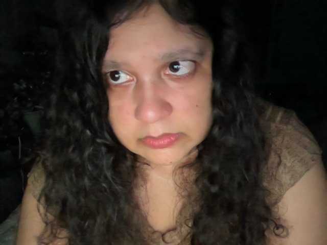 DUMBHOEMELANIE