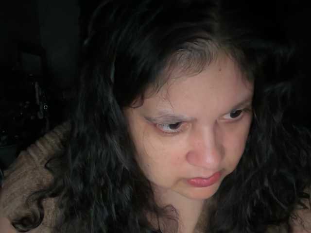 DUMBHOEMELANIE