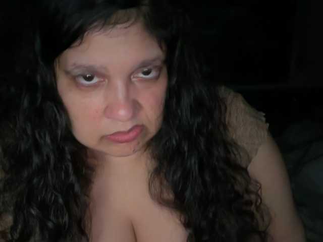 DUMBHOEMELANIE live cam preview