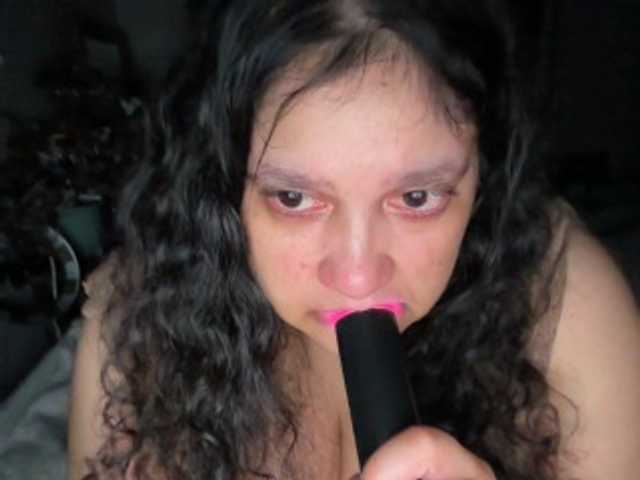 DUMBHOEMELANIE