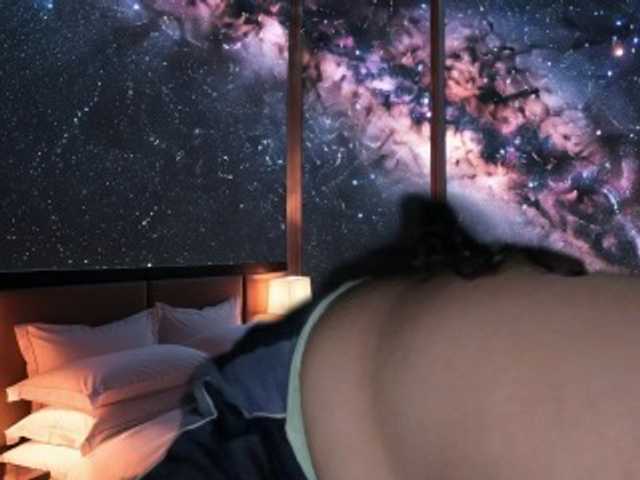 DUMBHOEMELANIE's BongaCams show and profile