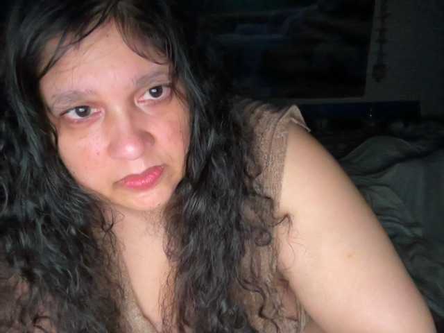 DUMBHOEMELANIE
