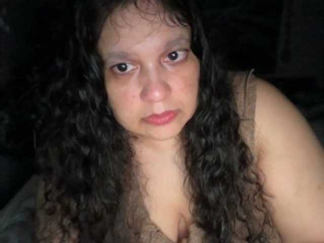 DUMBHOEMELANIE