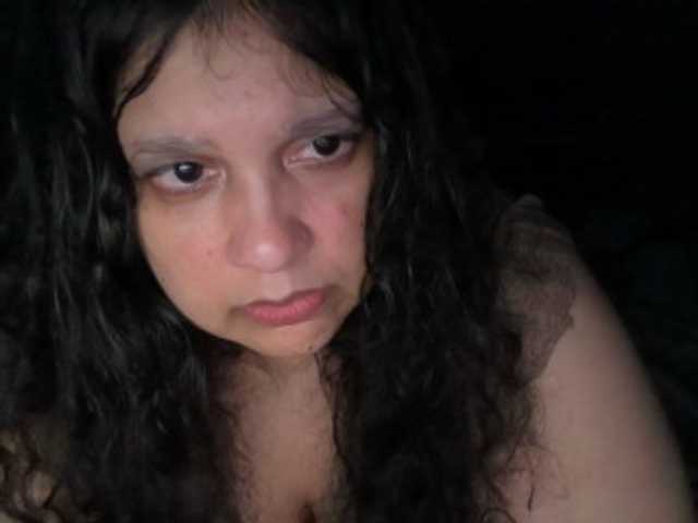 DUMBHOEMELANIE