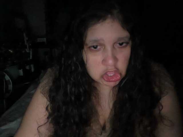 DUMBHOEMELANIE