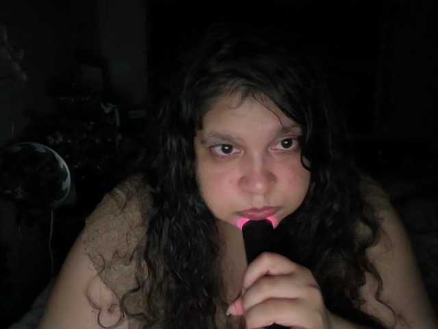 DUMBHOEMELANIE