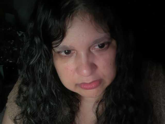DUMBHOEMELANIE