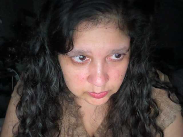 DUMBHOEMELANIE