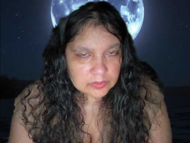 DUMBHOEMELANIE live cam on BongaCams