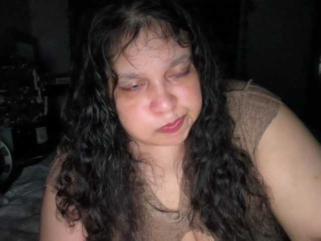 DUMBHOEMELANIE live cam on BongaCams
