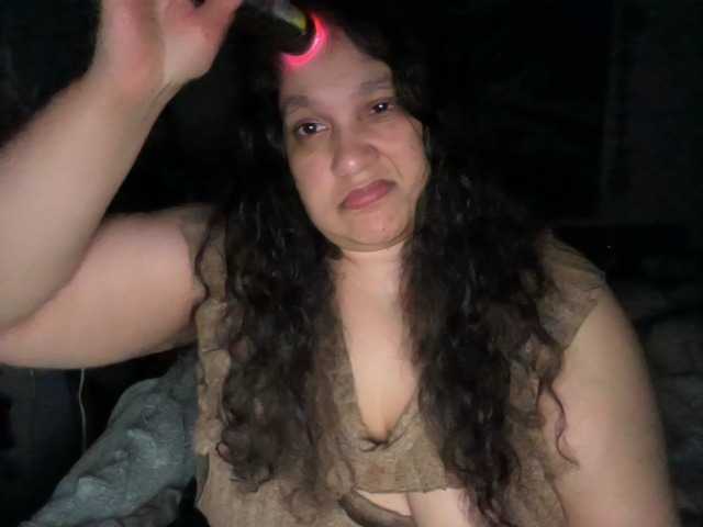 DUMBHOEMELANIE live cam on BongaCams