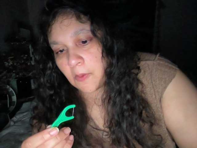 DUMBHOEMELANIE