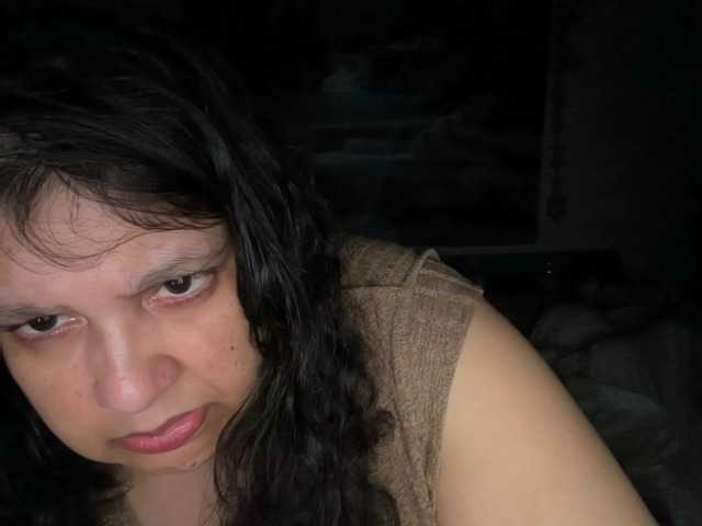 DUMBHOEMELANIE