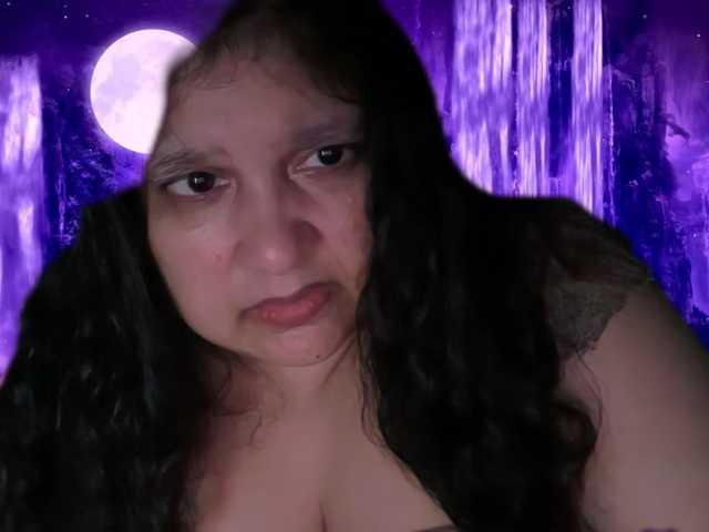 DUMBHOEMELANIE