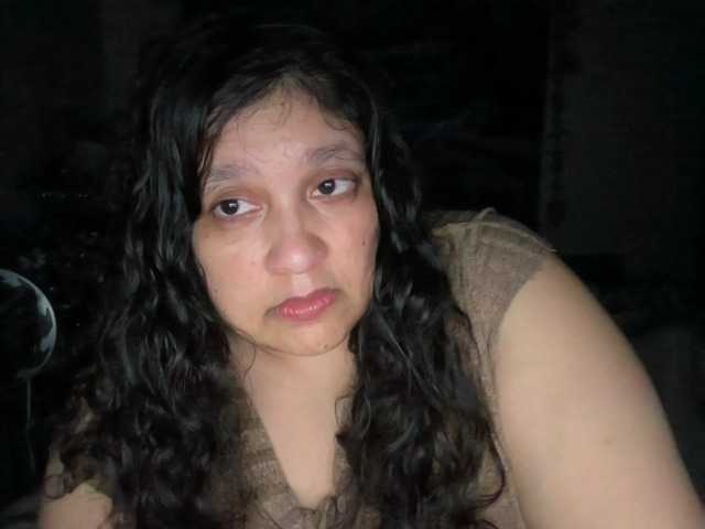 DUMBHOEMELANIE