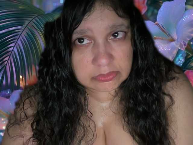 DUMBHOEMELANIE