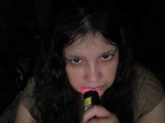 DUMBHOEMELANIE