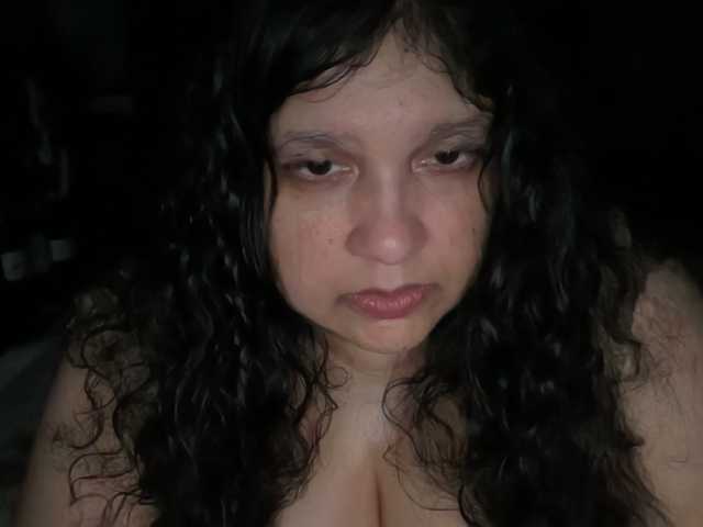 DUMBHOEMELANIE