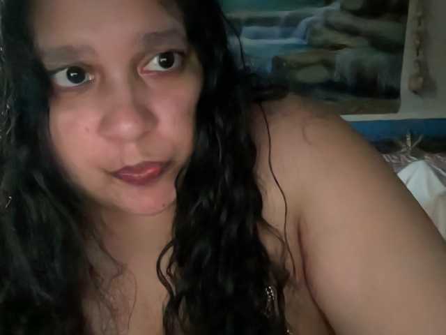 DUMBHOEMELANIE live cam on BongaCams