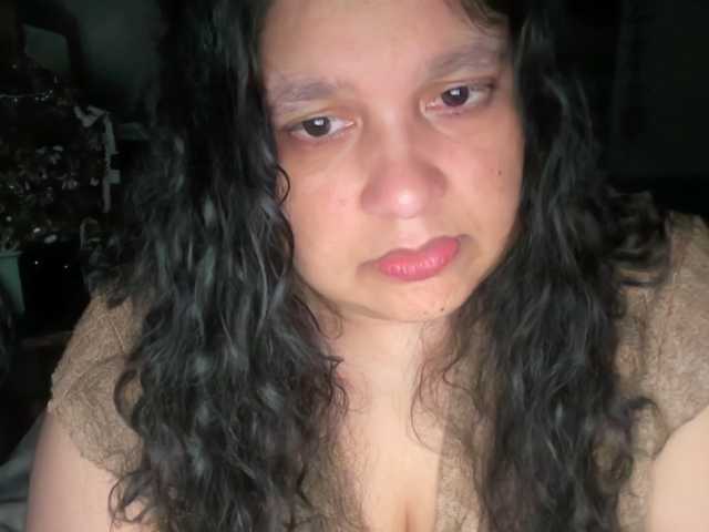 DUMBHOEMELANIE, en directo ahora en BongaCams