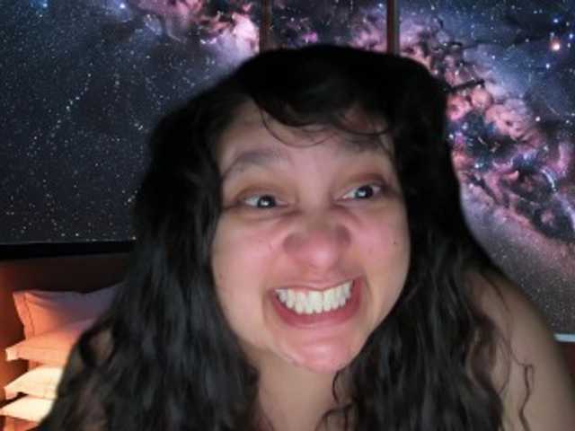 DUMBHOEMELANIE