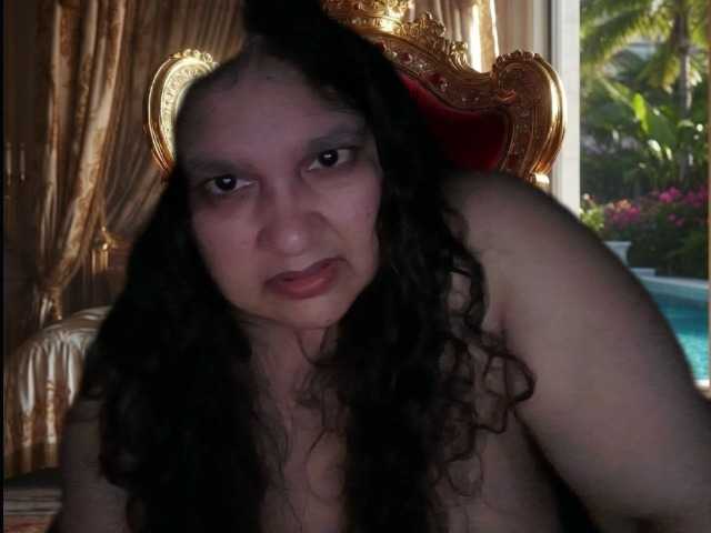 DUMBHOEMELANIE