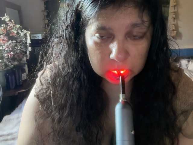 DUMBHOEMELANIE