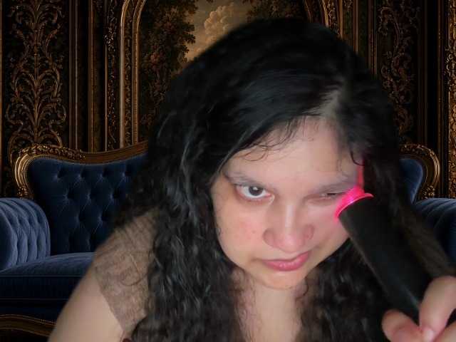 DUMBHOEMELANIE live cam on BongaCams