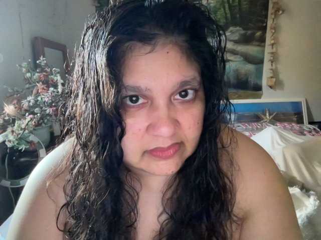 DUMBHOEMELANIE