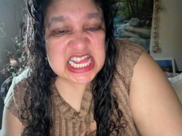 DUMBHOEMELANIE live cam on BongaCams