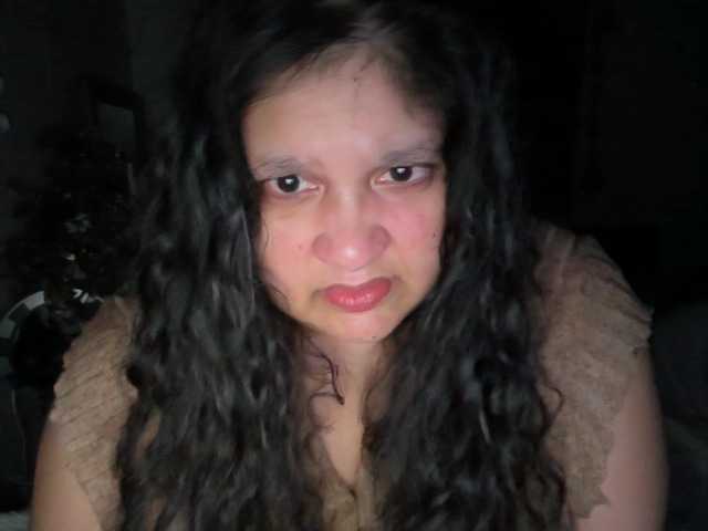 DUMBHOEMELANIE