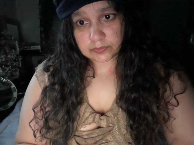 DUMBHOEMELANIE